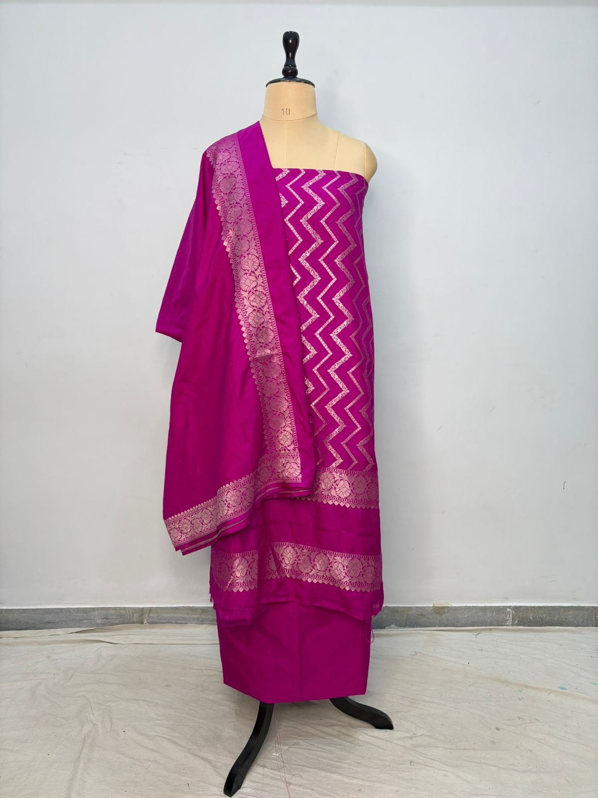 banarasi katan dupian suit color rani zari water