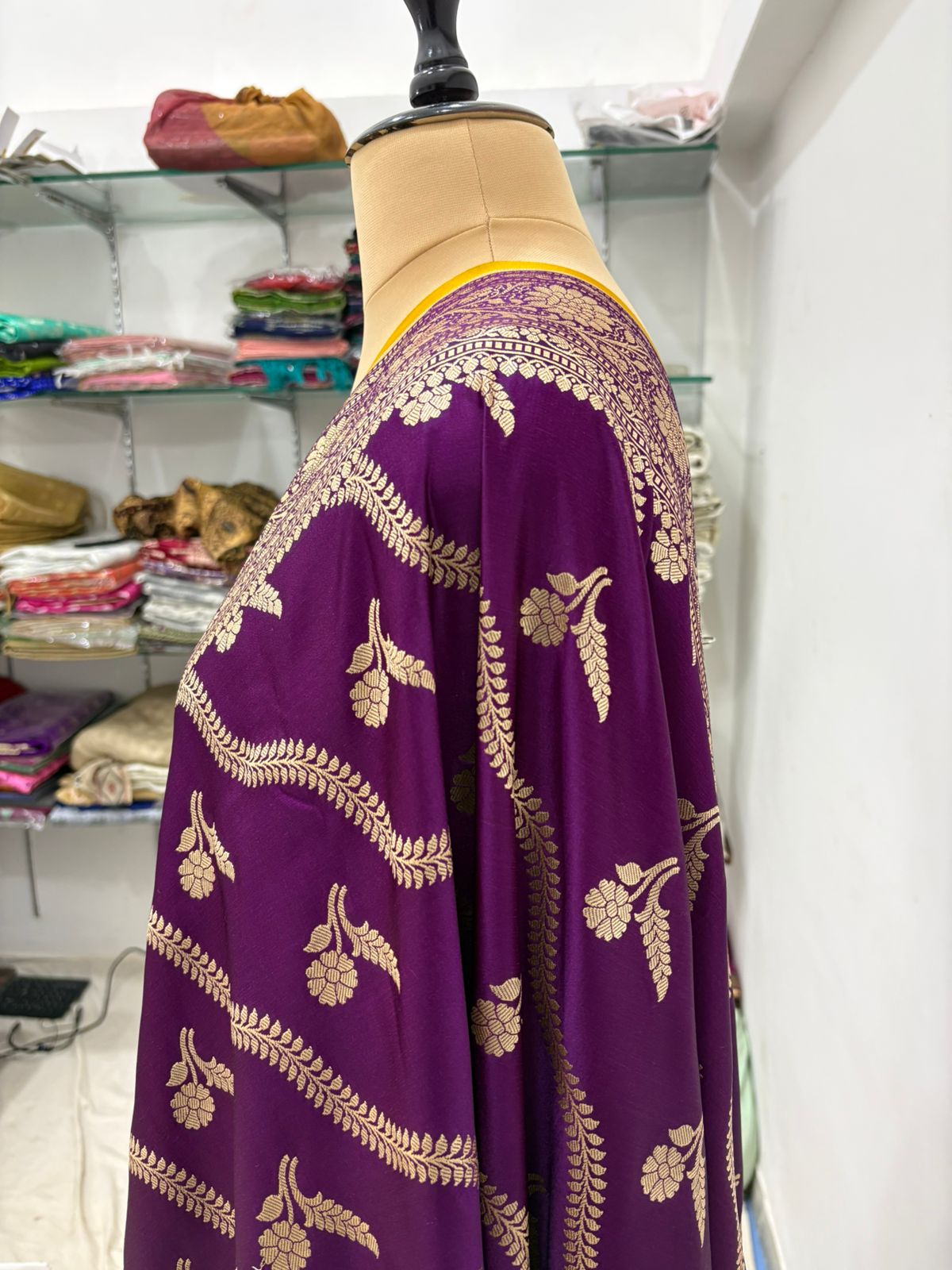 banarasi katan soft saree water zari color  majanta