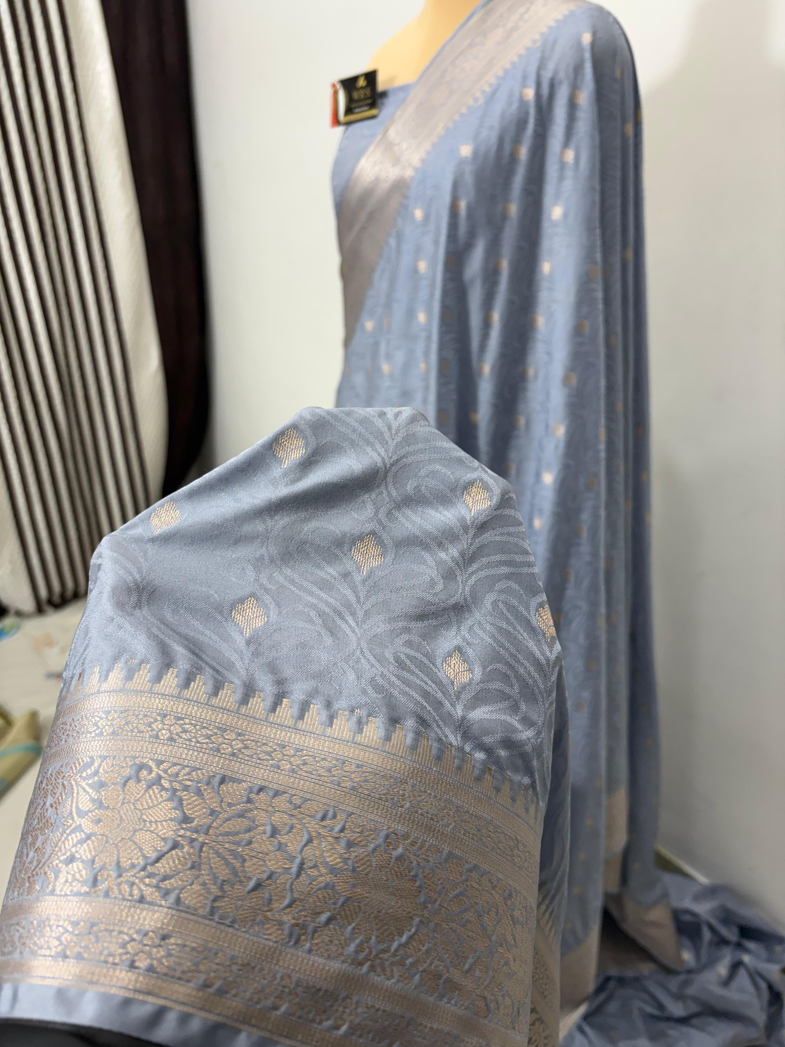 grey tanchhui booti tussar banarasi silk saree