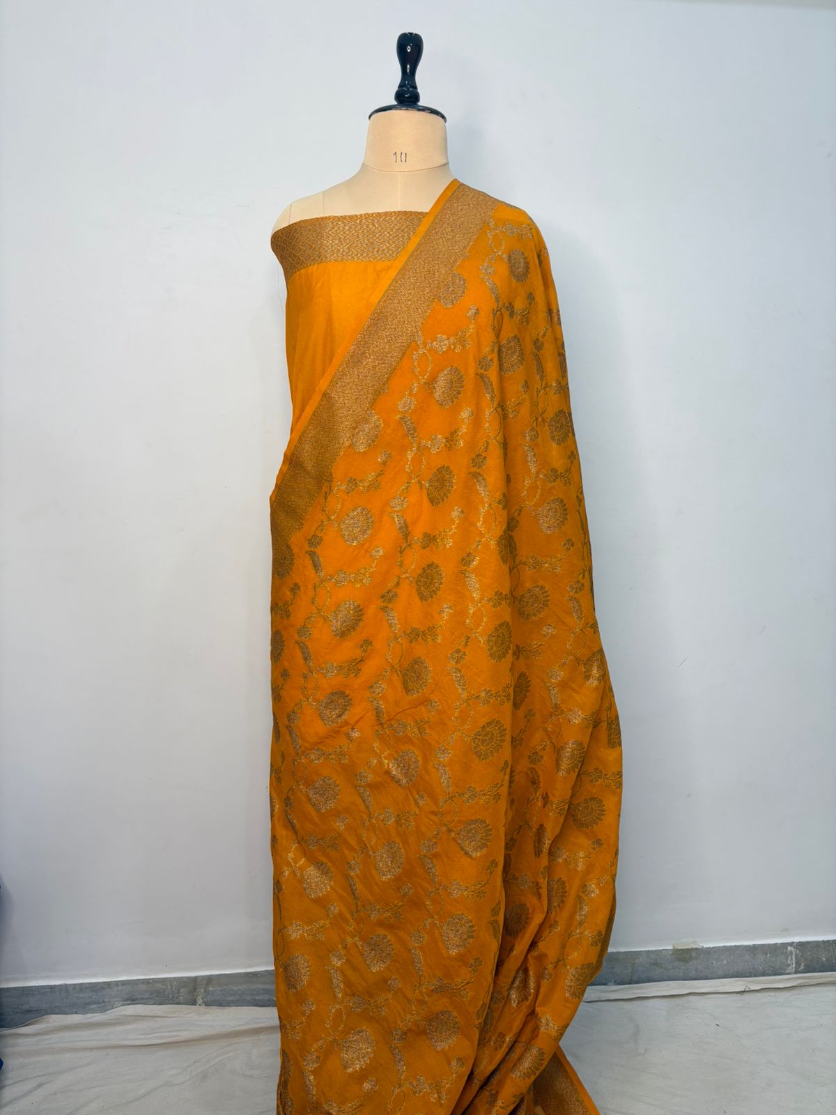 katan georgatte saree color gold jaal