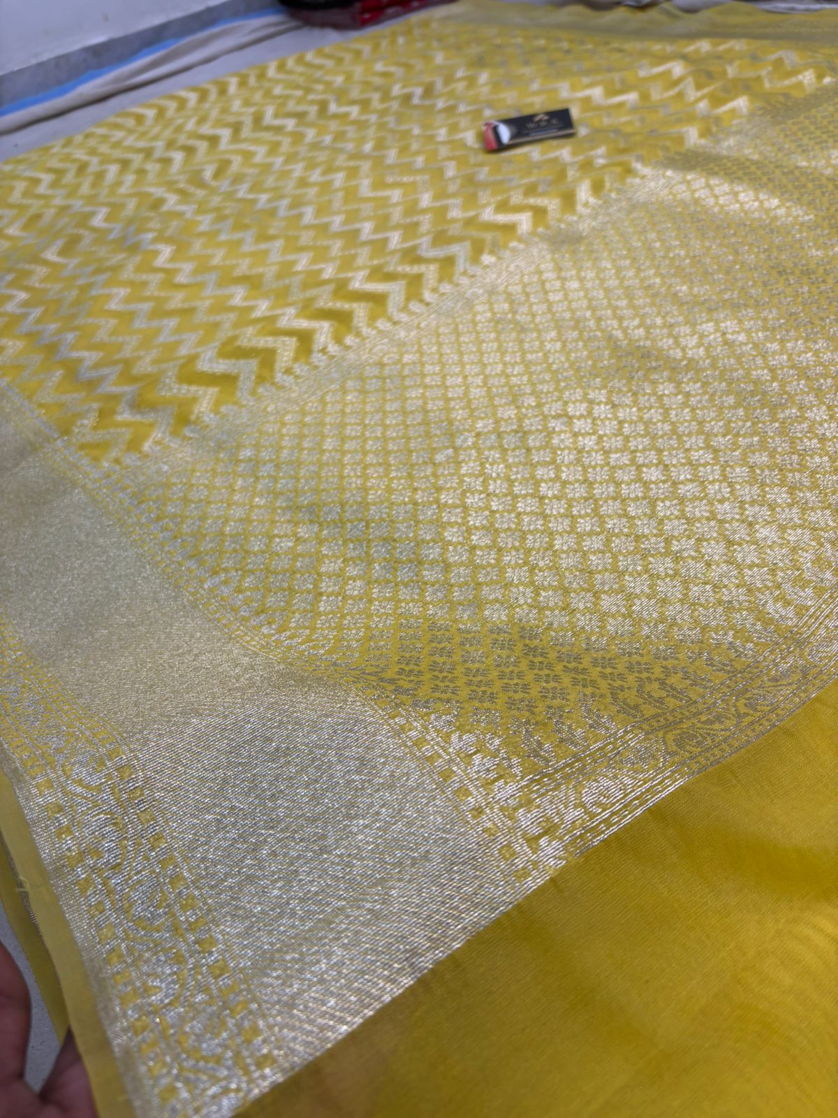 lemon katan  banarasi silk saree silvor zari