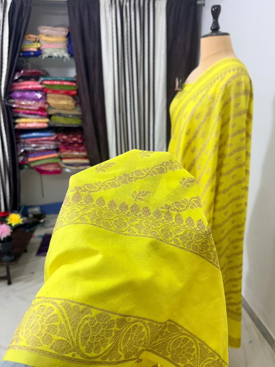 lemon worm banarasi silk saree ada booti