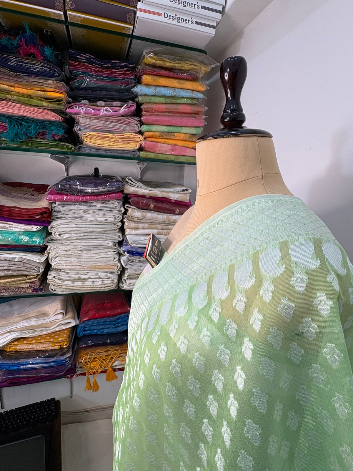 lite pista cotton saree