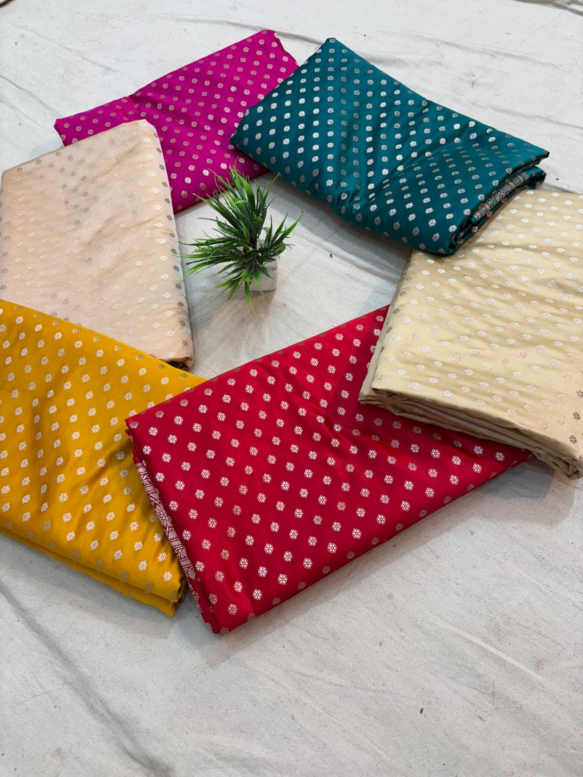 Rani mashru banarasi  silk saree cupper zari