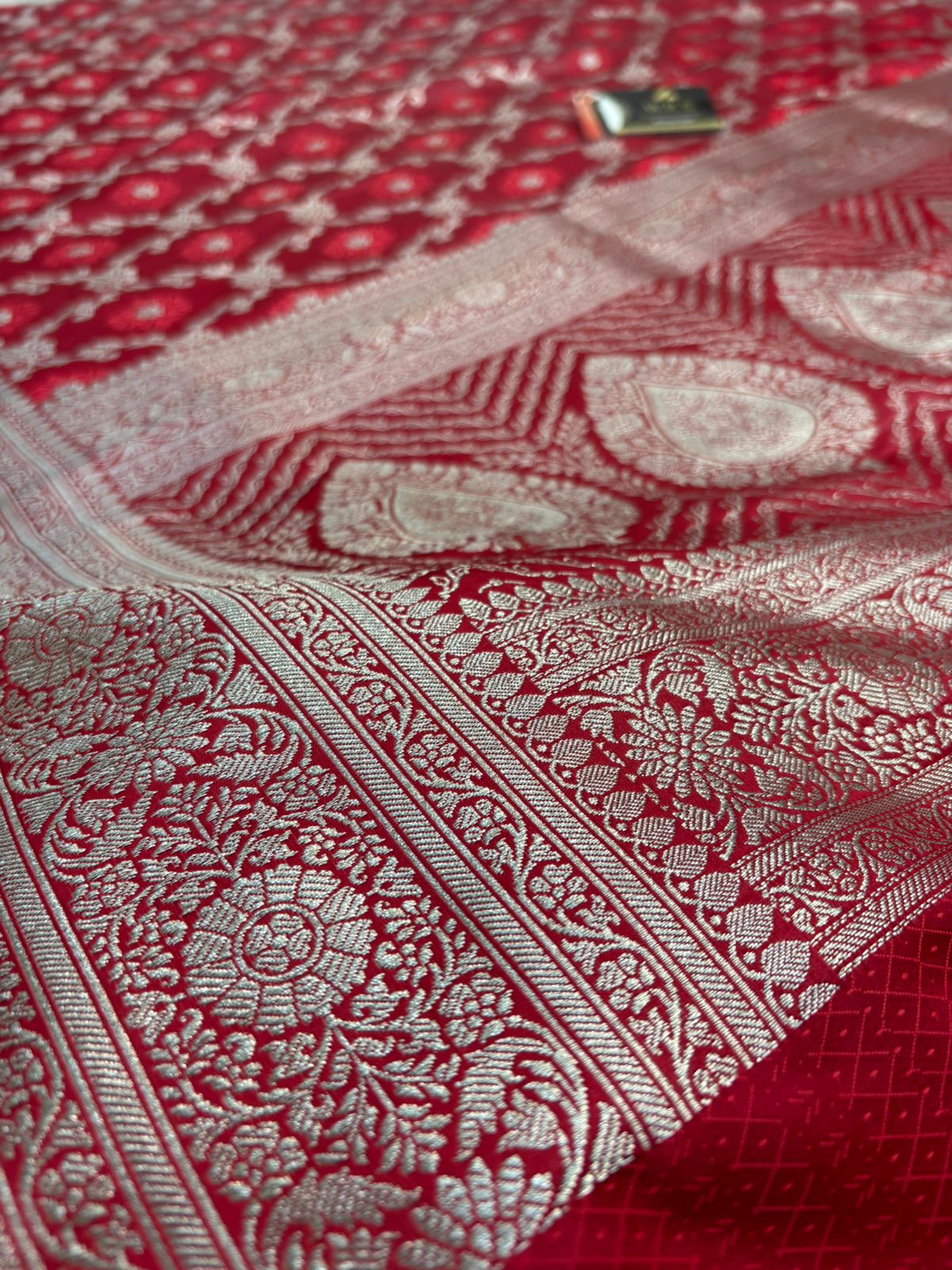 Red tanchhui jaal banarasi katan silk