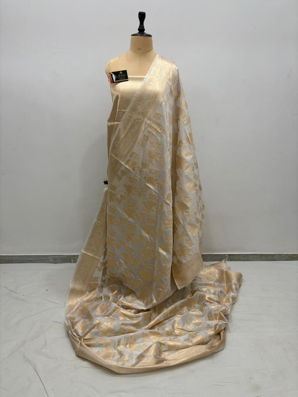 white shine jale banarasi silk saree